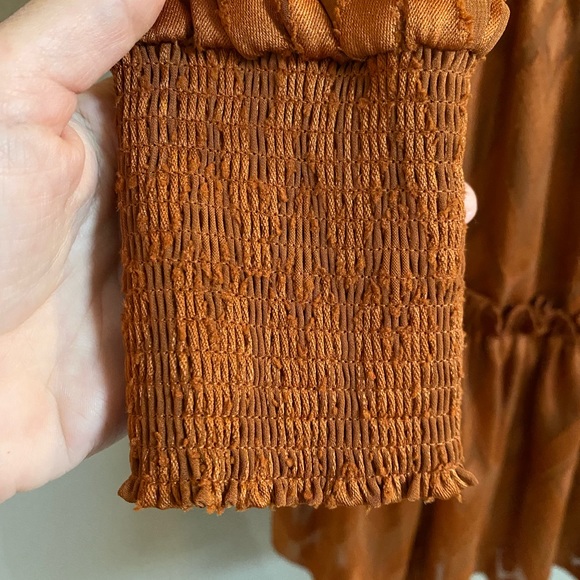 NWOT bar III Rust Orange Tiered Dress - Picture 4 of 5